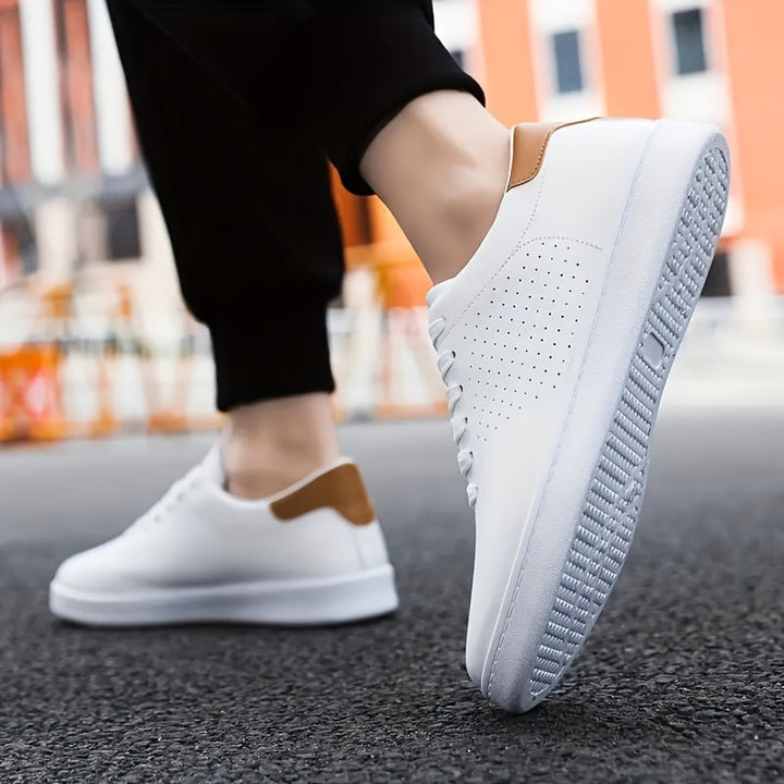 Oliver | Clean Low-Top Sneakers